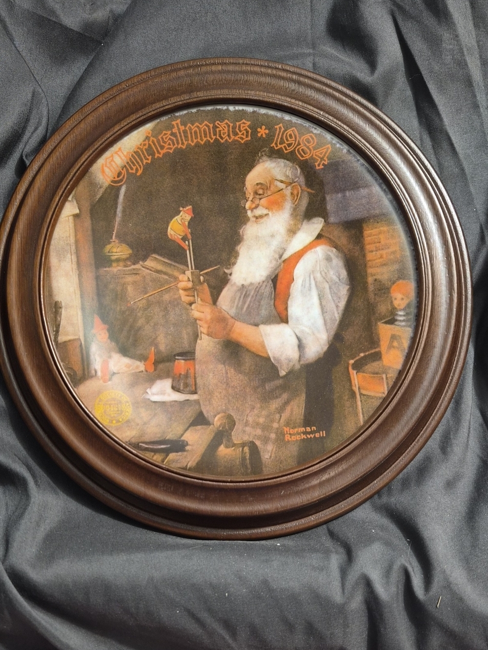 Norman Rockwell Brown and Red Santa Toymaker Christmas Plate